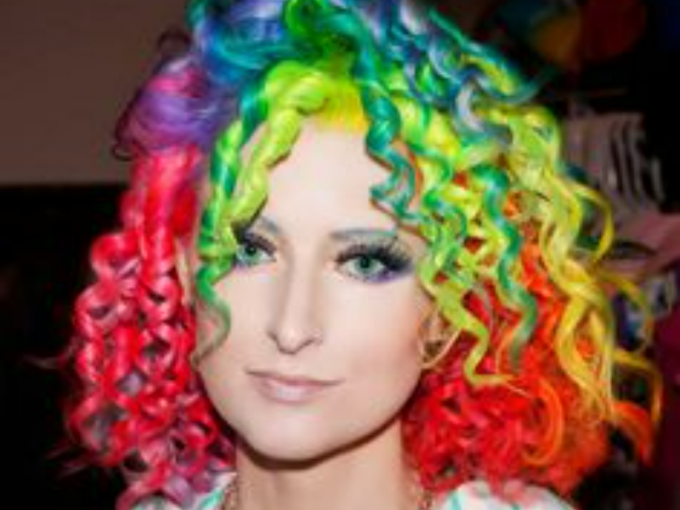 Quick response and reasonable quote for service in repairing and re-installing gyprock from a curtain that had torn out of the wall 